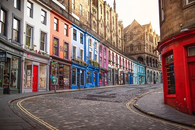 Edinburgh Full Day Walking Tour with Castle Included -Small Group - Writers’ Museum and Makars’ Court