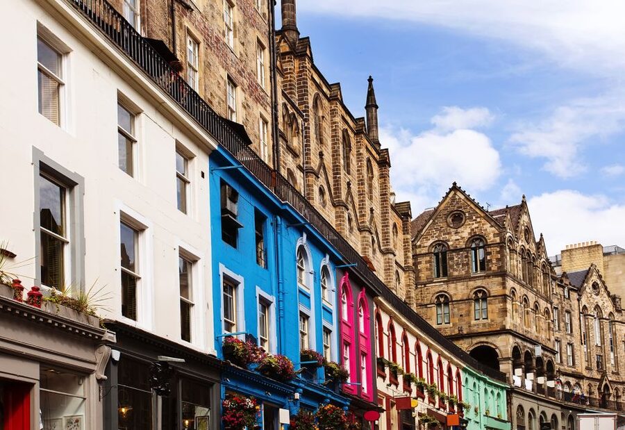 Edinburgh: Harry Potter Walking Tour - What guides add to the experience