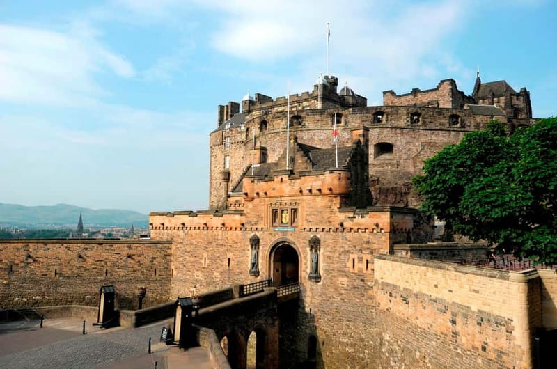 Edinburgh: Multi-Sensory Old Town Historical Walking Tour - Why this Old Town walk works so well