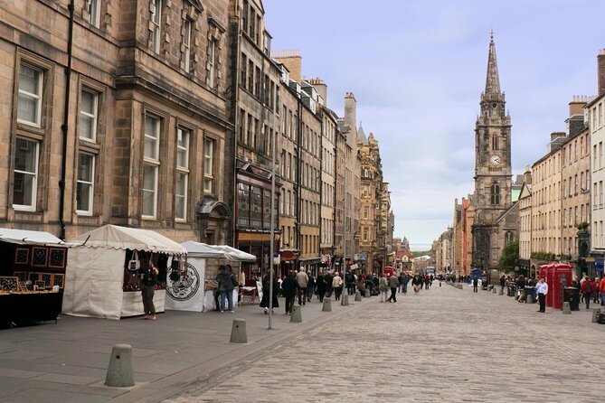 Edinburgh Old Town: Historical Guided Walking Tour - Key points to know before booking