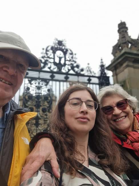 Edinburgh: Private Walking Tour with a Local - Key points to know before booking