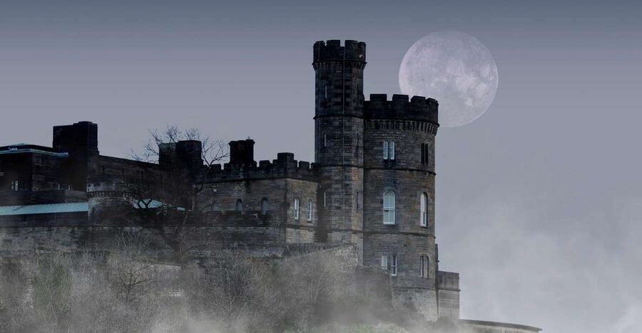 Edinburgh: The Dark Side Walking Tour - Why Edinburgh’s dark history works so well on foot