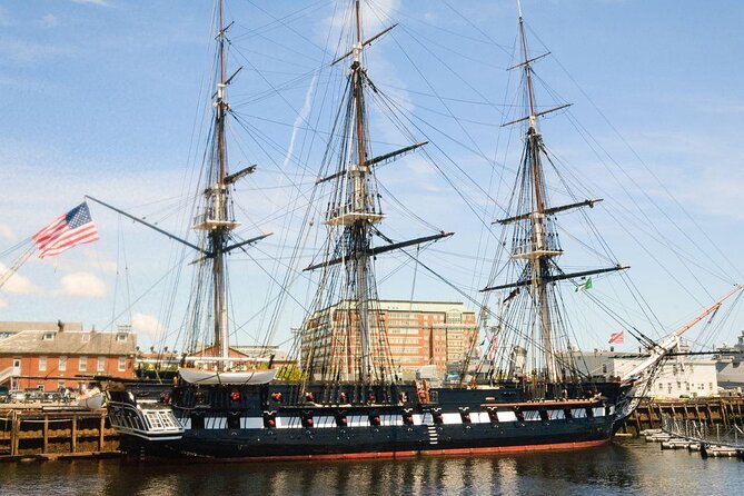 Entire Freedom Trail Walking Tour: Includes Bunker Hill and USS Constitution - Churches, courts, and the arguments behind independence