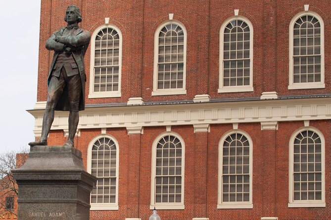 Entire Freedom Trail Walking Tour: Includes Bunker Hill and USS Constitution - Paul Revere, signal fires, and the road to war