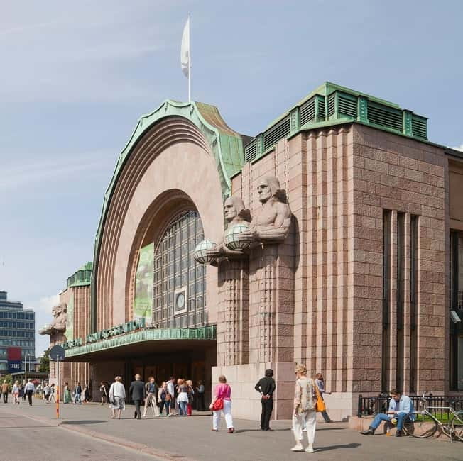 Epic Helsinki: English Speaking Walking Tour - Key points at a glance