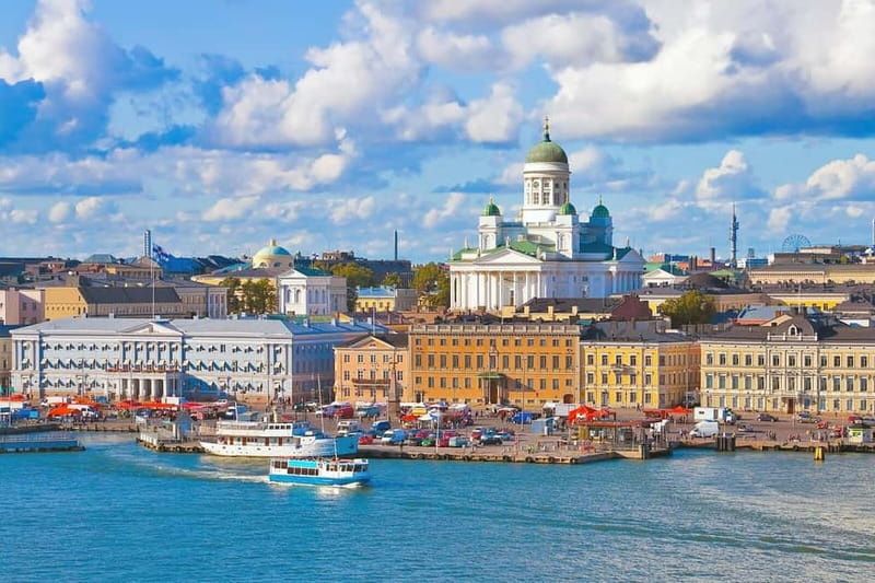 Epic Helsinki: English Speaking Walking Tour - A lively start at the Snellman statue