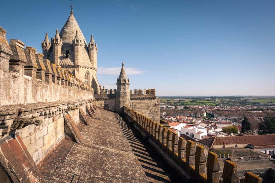 Évora: Private & Flexible Walking Tour in Historic Center - Starting at Porta Velha da Lagoa