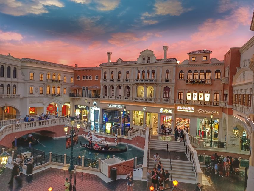 Explore Must-See Spots: Las Vegas Strip Walking Tour - Meeting Jonathan at The Palazzo