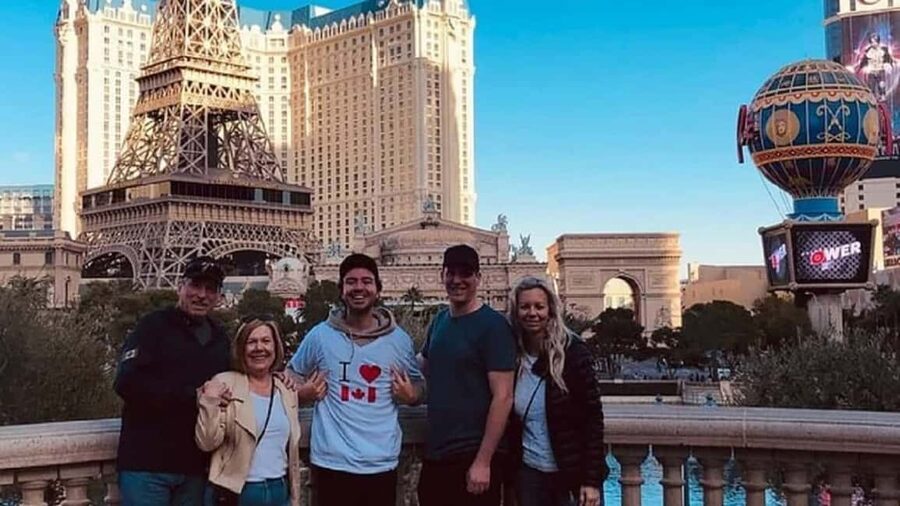 Explore Must-See Spots: Las Vegas Strip Walking Tour - The LINQ Promenade and Flamingo Wildlife Habitat