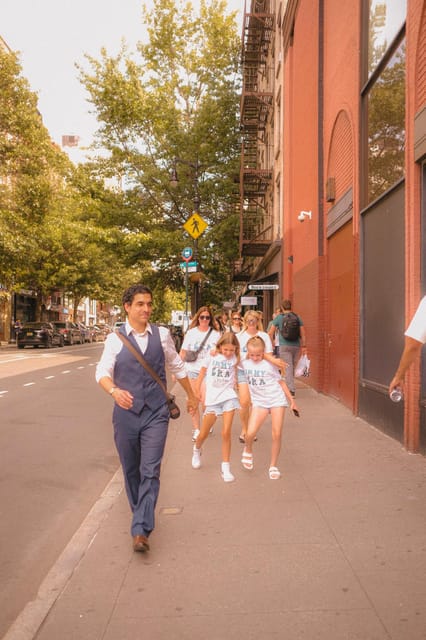 Fan Tribute: Taylor Swift in New York Walking Tour - Is $40 a Fair Price?