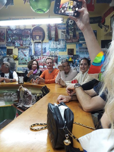 Faro: Old Town Guided Walking Food Tour - The history between the plates