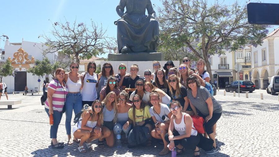 Faro: Old Town Guided Walking Food Tour - Stop one: your first taste of Algarve cooking