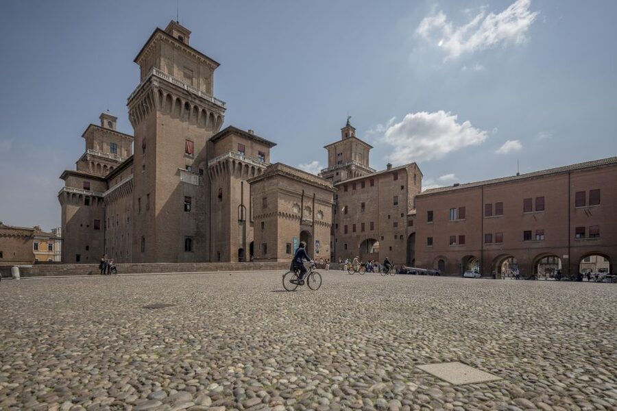 Ferrara: City Highlights Walking Tour with Local Guide - San Cristoforo alla Certosa and the monumental cemetery