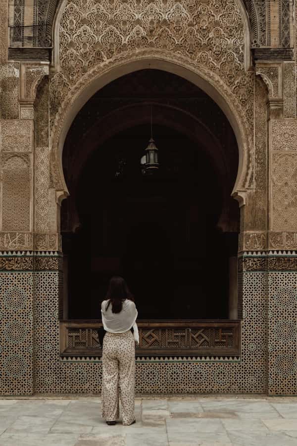 Fez: Guided Walking Tour of the Historic Medina - Following the souks into local streets