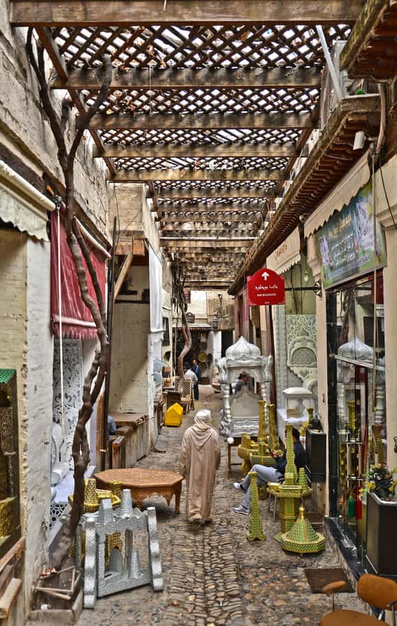 Fez: Walking Tour in the Ancient City of Fez - Seffarine Square and the working medina
