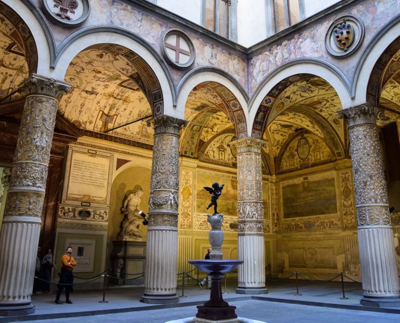 Florence: Mysteries of the Medici Guided Walking Tour - Why the Medici story works best on foot