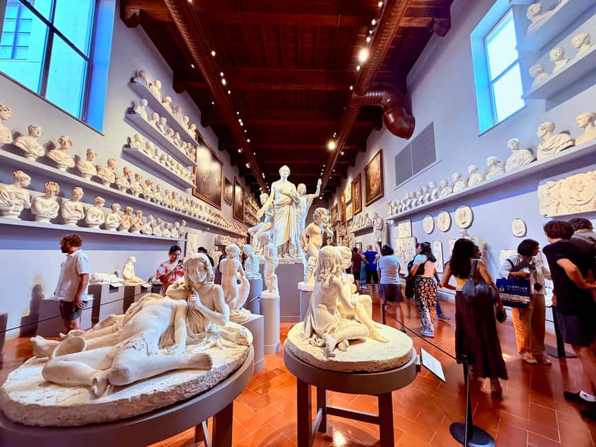 Florence: Uffizi & Accademia Small Group Walking Tour - Duomo Square and Brunelleschi’s famous dome