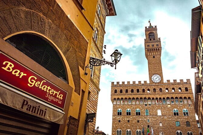 Florence Walking Tour - Porcellino and the civic heart of Florence