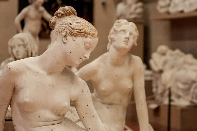 Florence Walking Tour with Accademia, Uffizi & Lunch - The Porcellino, Piazza della Signoria, and Ponte Vecchio