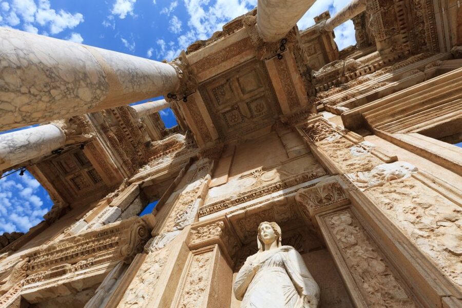 From Kusadasi/Izmir: Ephesus Private Tour with Less Walking - Lunch and a taste of local life