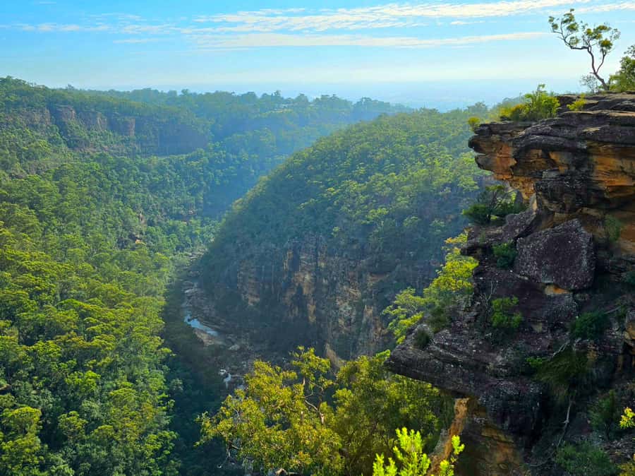 From Sydney: Blue Mountains Tour with Waterfall Walk & Lunch - Katoomba and the Three Sisters
