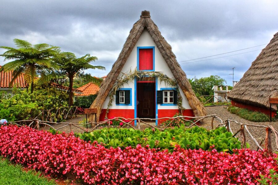 Funchal: East Madeira Island Guided Tour & Laurissilva Walk - Guindaste viewpoint in Faial
