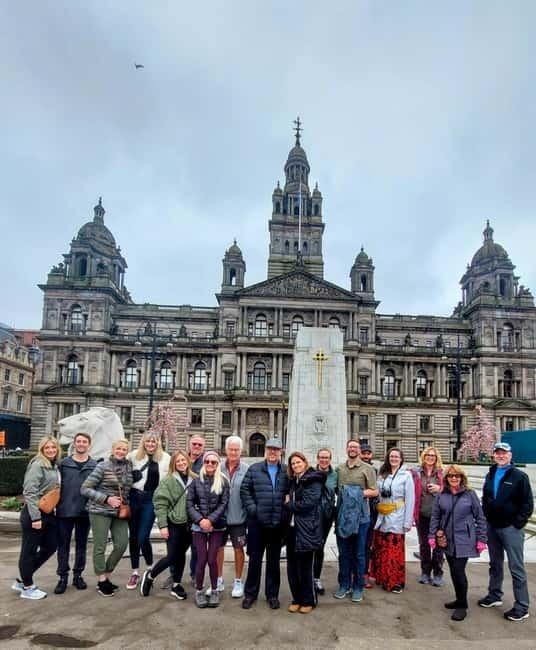 Glasgow: City Center Guided Walking Tour - Starting in George Square with Glasgow at your feet