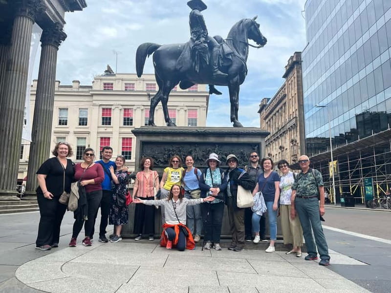 Glasgow: City Center Guided Walking Tour - Glasgow City Chambers and the civic center