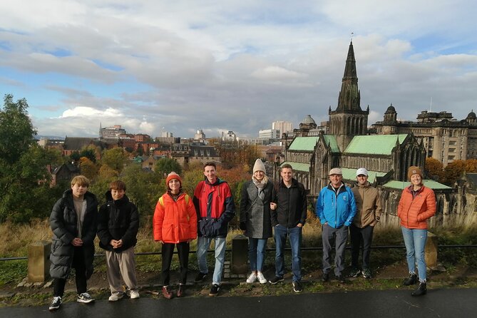 Glasgow City Centre Walking Tour with Local Guide - George Square and the City Chambers