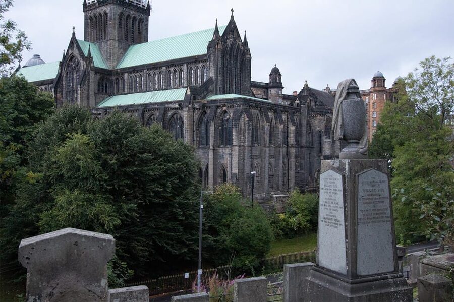Glasgow: Ghouls, Ghosts & Gruesome Tales Guided Walking Tour - Merchant City and the Britannia Panopticon