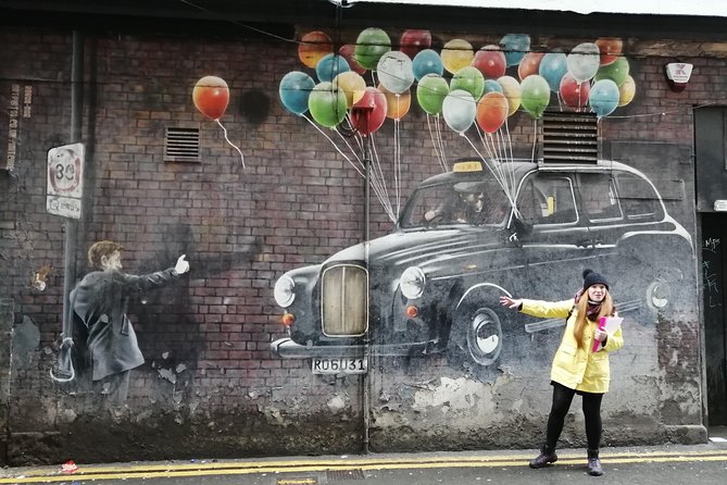 Glasgow Street Art Daily Walking Tour: 2pm - The black taxi mural and Glasgow’s visual jokes