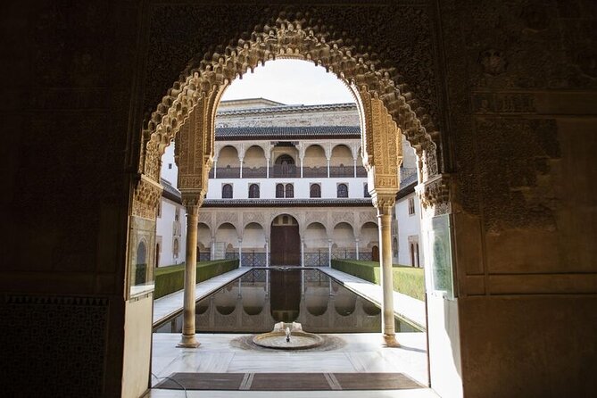 Guided Walking Tour of the Alhambra in Granada - Starting at the Alhambra entrance