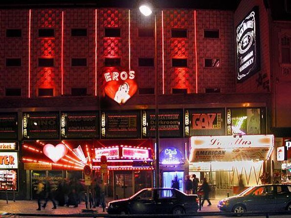 Hamburg Reeperbahn Small-Group Walking Tour - Davidwache, Germany’s best-known police station