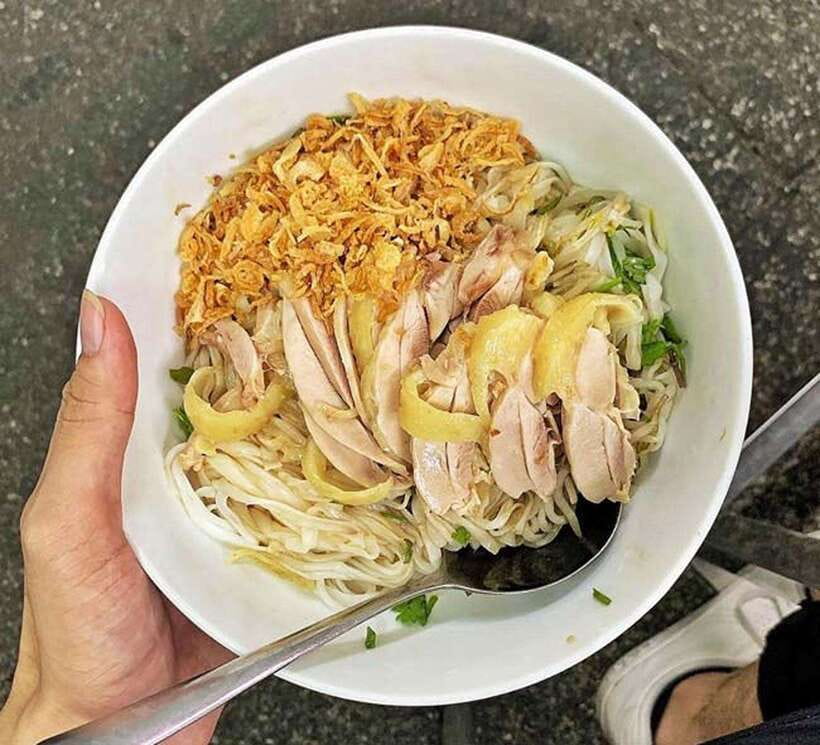 Hanoi: Michelin Guide Street Food Walking Tour - Optional extras change the length and value