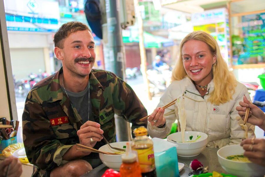 Hanoi: Small-Group Street Food Walking Tour - How much food do you really get for $15?