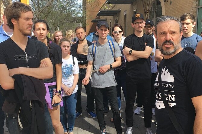 Haunted Austin Walking History Tour - Why the guide matters so much