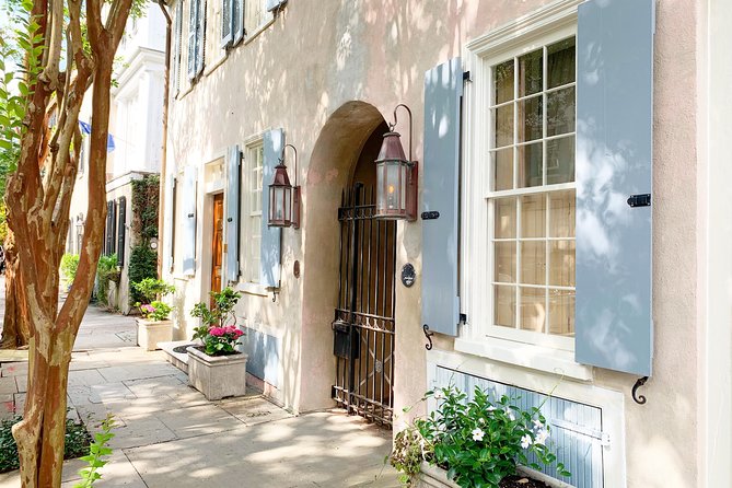 Hidden Alleyways and Historic Sites Small-Group Walking Tour - The French Quarter beyond the postcard
