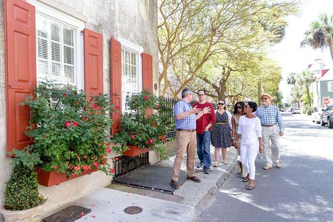 Historic Charleston Walking Tour: Rainbow Row, Churches, and More - A useful first look at Charleston’s Historic District