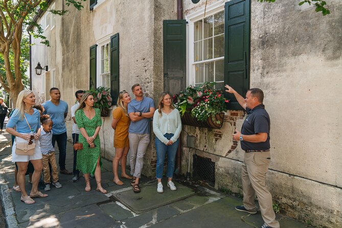 Historic Charleston Walking Tour: Rainbow Row, Churches, and More - Churches, graveyards, gardens, and old streets