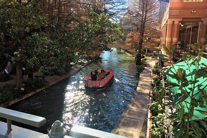 Historic Downtown & Riverwalk Walking Tour - Key points at a glance