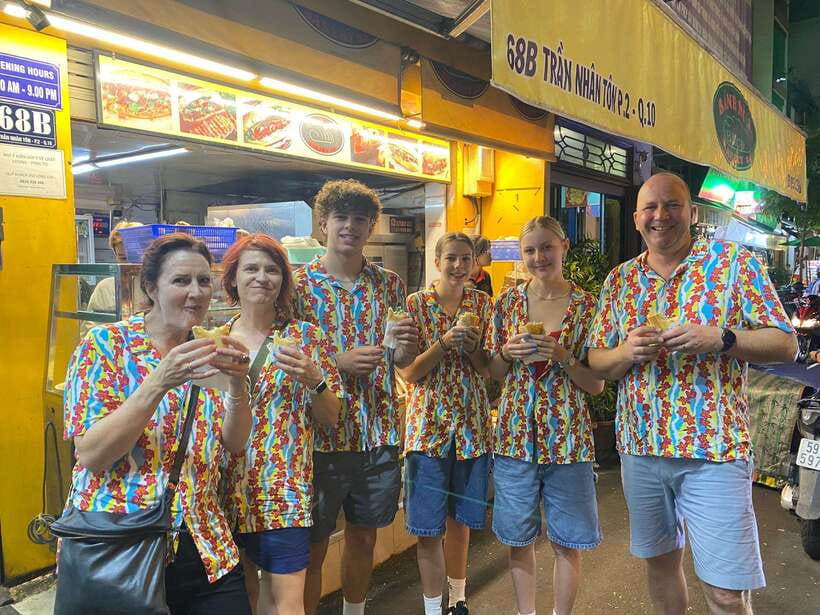 Ho Chi Minh City: Walking Food Tour with 13 Tastings - Why this food walk works so well in Saigon