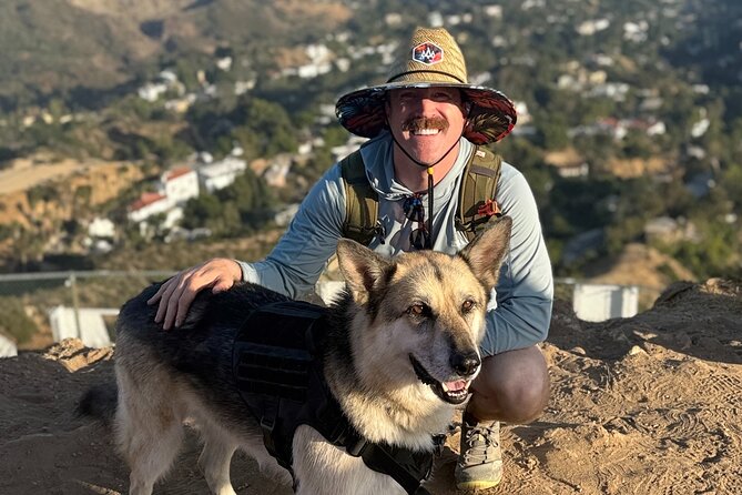 Hollywood Sign 2.5-Hour Tour with Comedians and Their Dogs - The route from Innsdale Trailhead to the sign