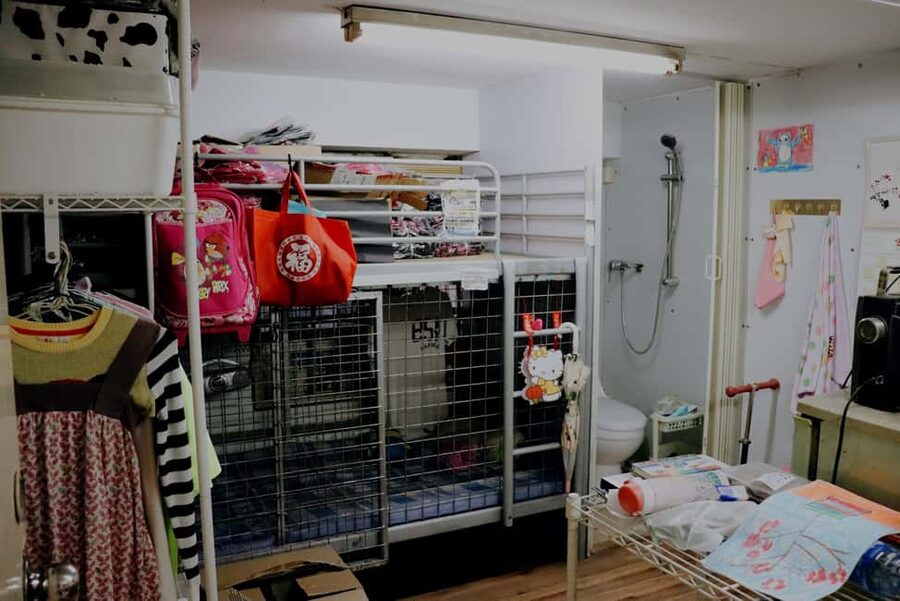 Hong Kong: Dark Side of Hong Kong Caged Homes Walking Tour - The sample flat: 100 square feet with no wasted corner