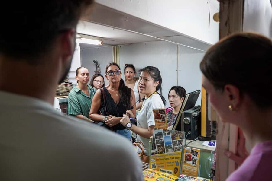 Hong Kong: Dark Side of Hong Kong Caged Homes Walking Tour - Sham Shui Po: where wealth and hardship sit close together