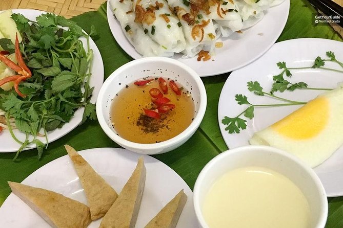 [HOT] Hanoi Old Quarter Walking Street Food - Small Group Tour - The Train Street option and what it adds
