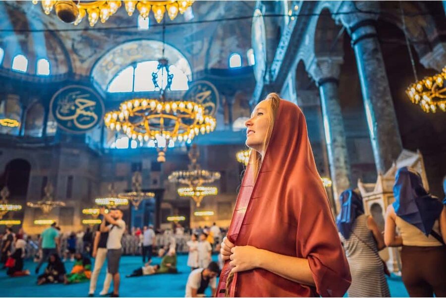 Istanbul: Blue Mosque, Hagia Sophia, & Old Town Walking Tour - Starting at Alman Çeşmesi in Sultanahmet