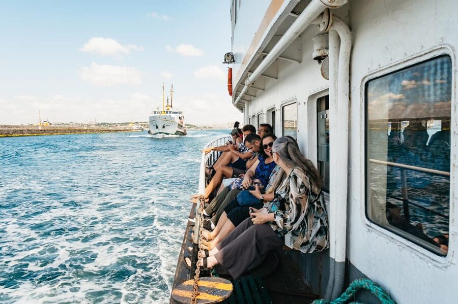 Istanbul: European and Asian Side Guided Foodie Walking Tour - Starting at the Spice Bazaar