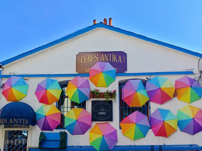 Istanbul: Fener Balat Half-day Guided Walking Tour - Panagia Paramythia and the move into Balat