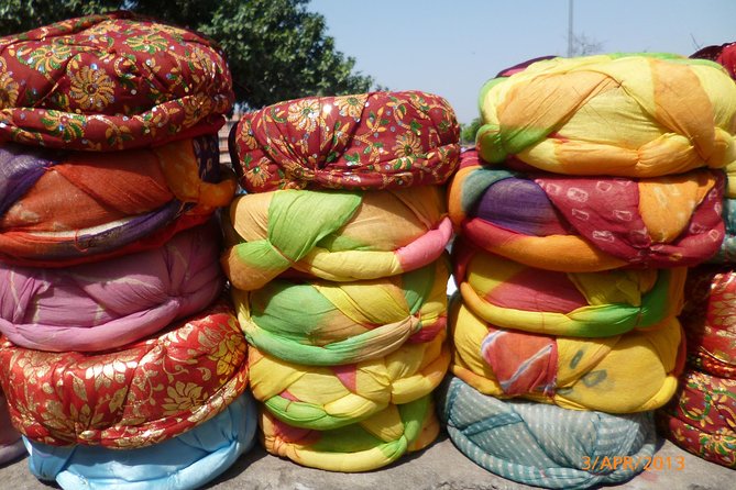 Jaipur Bazaar & Food Walking Tour - Walking the Bazaars With a Group of Ten