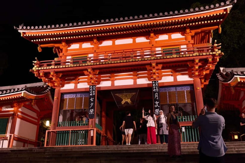 Kyoto: Gion Geisha District Walking Tour - Stories of Geisha - Guide quality shapes the whole experience